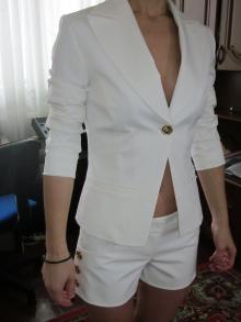 Жакет с шортами